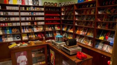 Seksenler 360.Bölüm izle