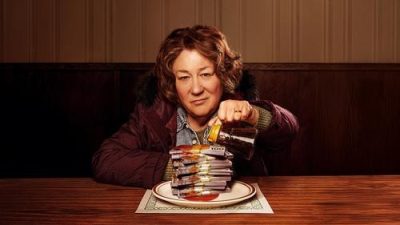 Yapış Yapış 1.Sezon 6.Bölüm izle