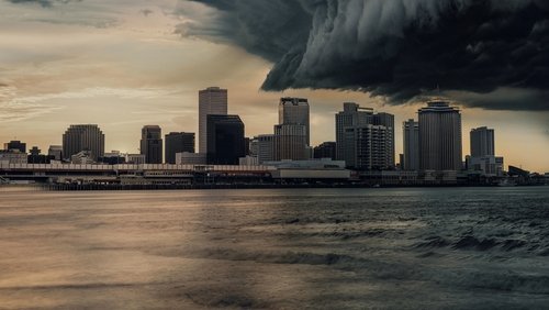 Katrina Kıyamet Kasırgası 1.Sezon 2.Bölüm izle