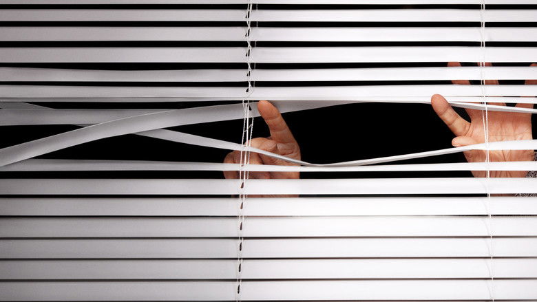 Neighbors 1.Sezon 1.Bölüm izle